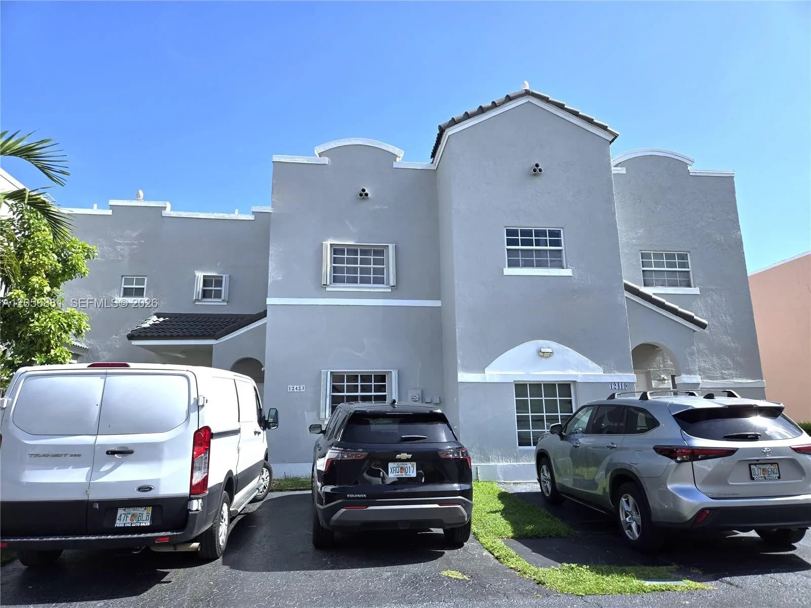 12423 NW 7th Ln, Miami FL 33182