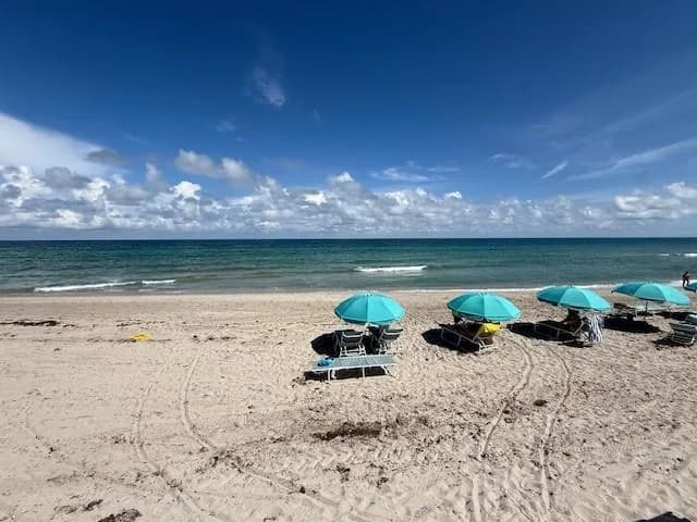 3140 S Ocean Drive # 610, Hallandale Beach FL 33009