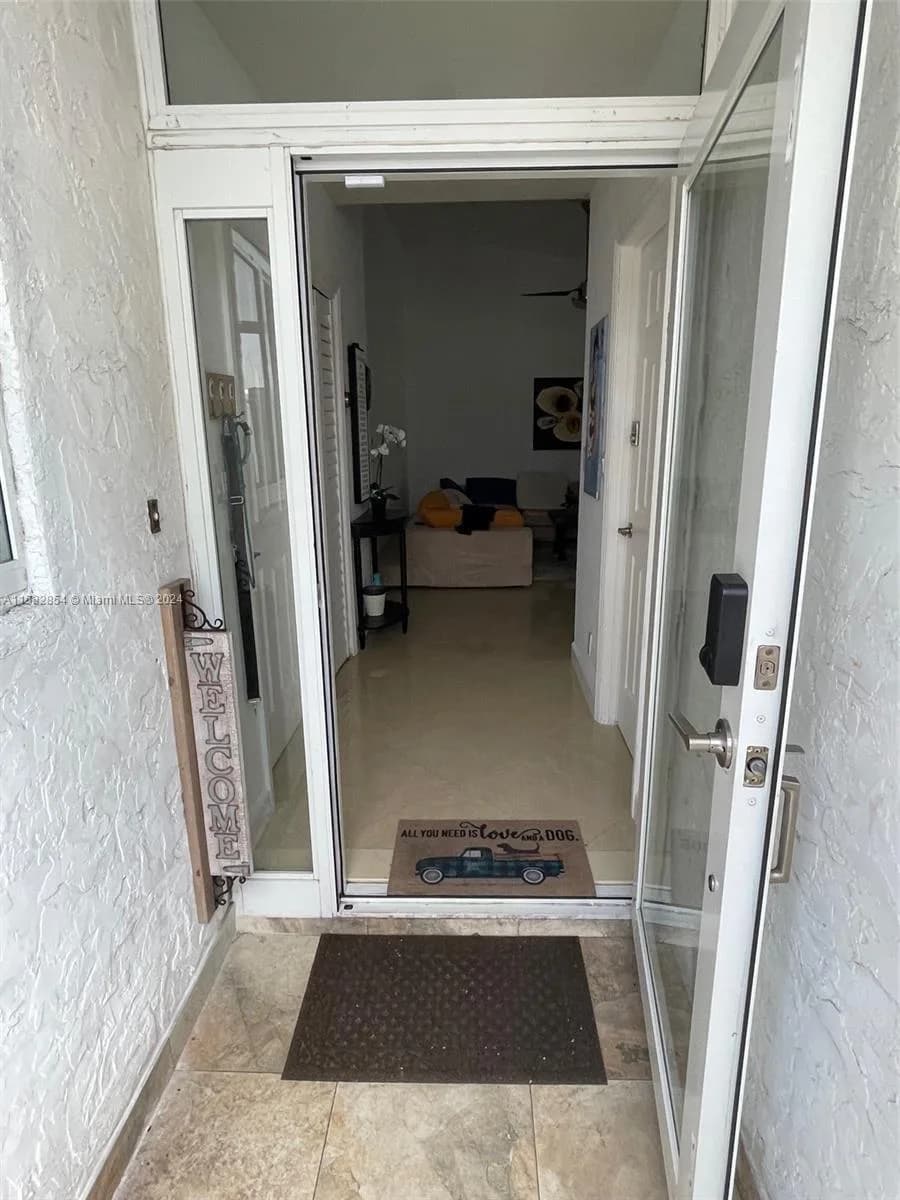 4920 SW 27th Avenue, Fort Lauderdale FL 33312
