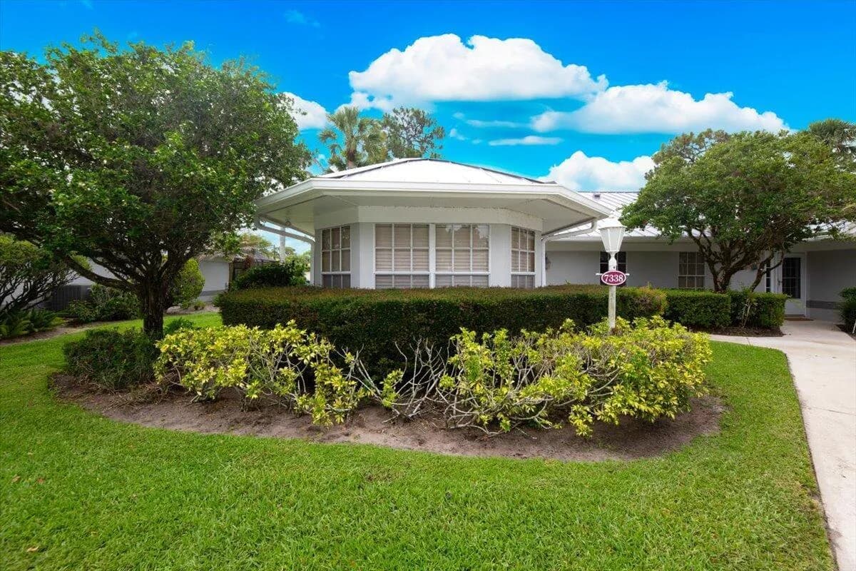 7338 Pine Creek Way, Port St. Lucie FL 34986