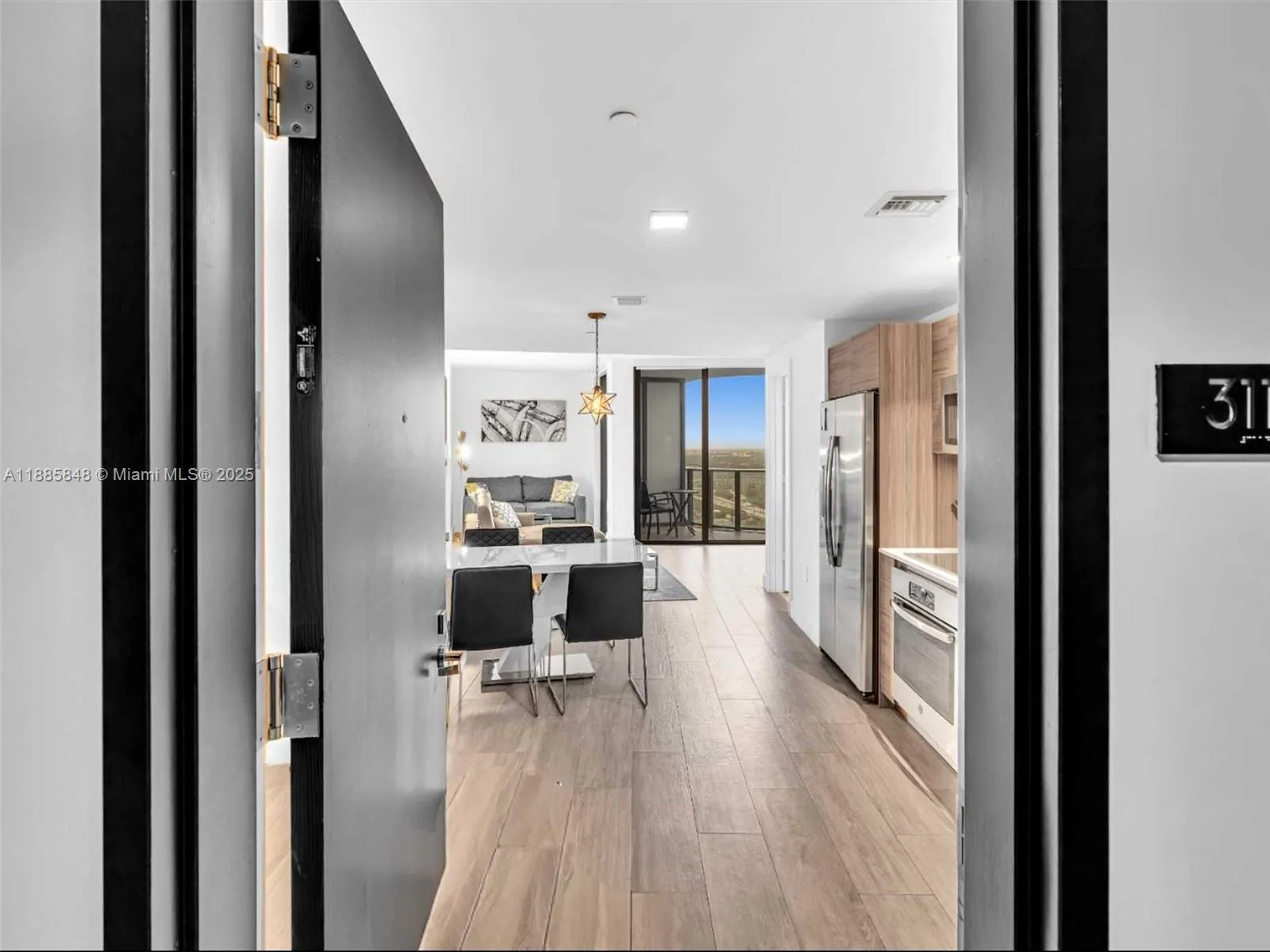 121 NE 34th St # 3114, Miami, FL 33137