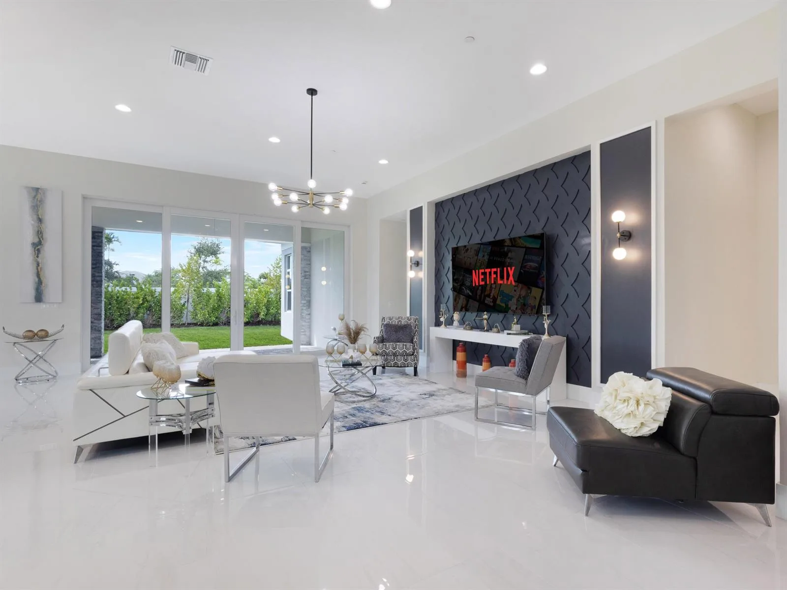 9124 Coral Isles Circle, Palm Beach Gardens FL 33412