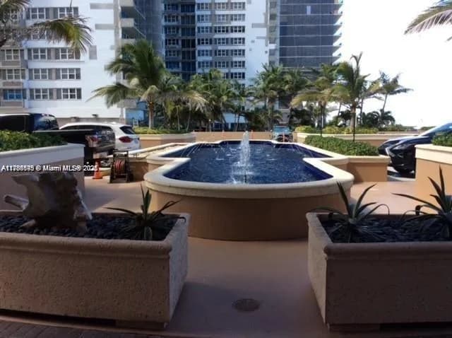 2080 S Ocean Dr # 707, Hallandale Beach FL 33009