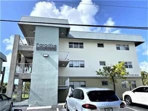 270 LAYNE Boulevard # 308, Hallandale Beach, FL 33009