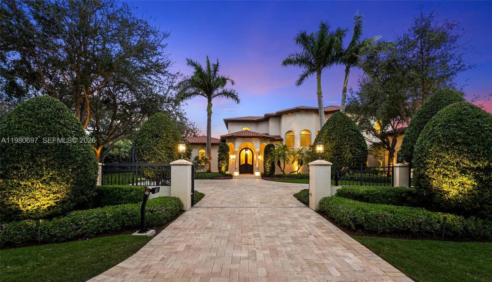 6255 SW 133rd St, Pinecrest FL 33156