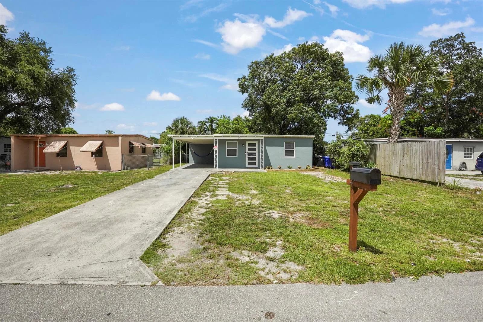 1657 Lauderdale Manor Drive, Fort Lauderdale, FL 33311