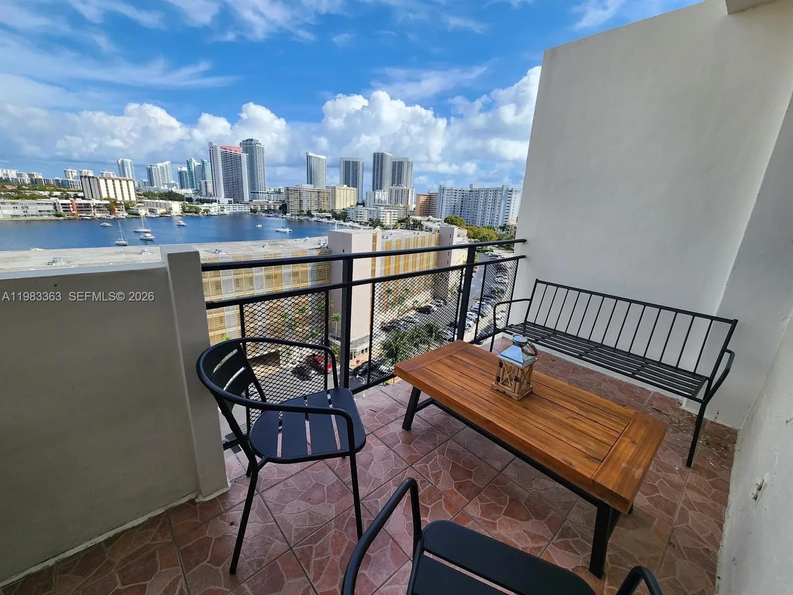 401 Golden Isles Dr # 1114, Hallandale Beach FL 33009