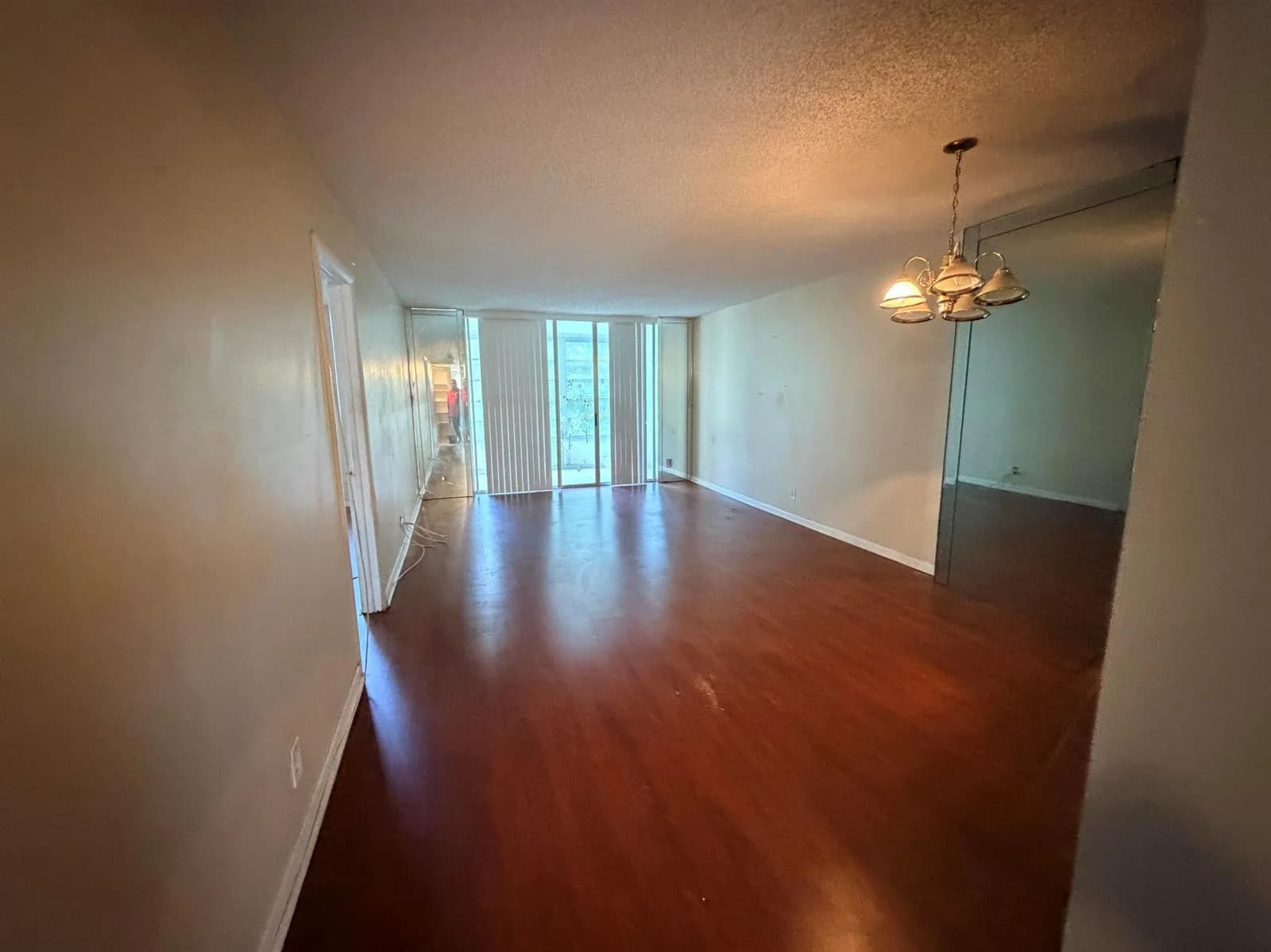 3070 NW 48th Terrace # 307, Lauderdale Lakes FL 33313