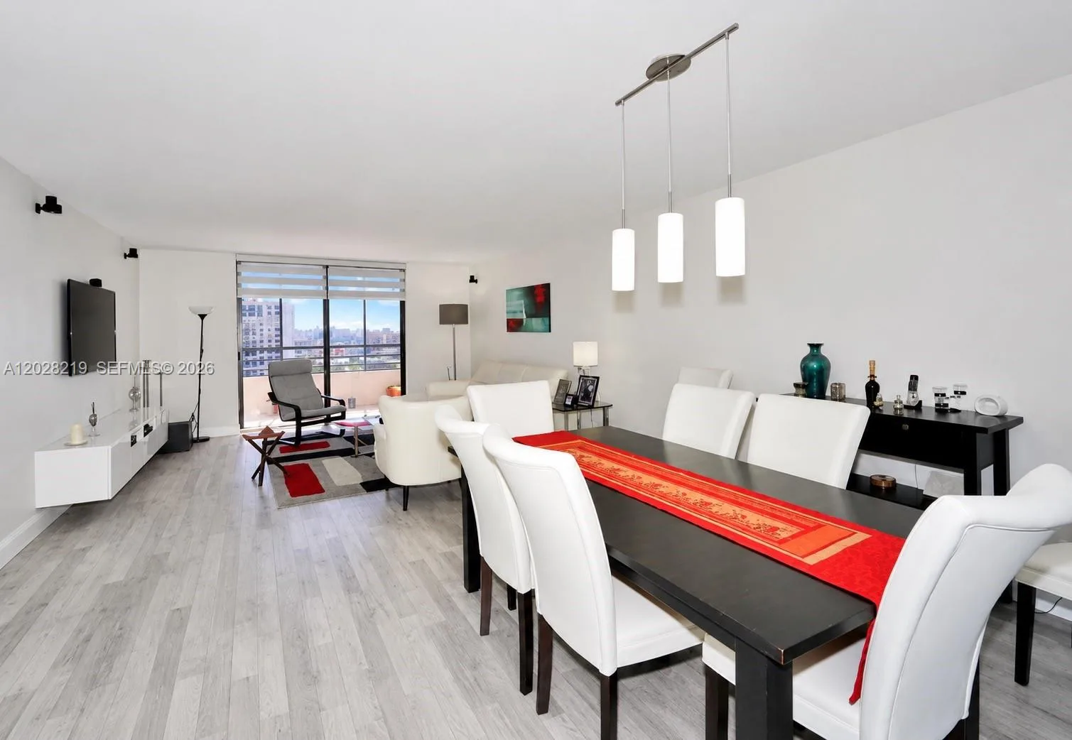 2500 Parkview Dr # 1815, Hallandale Beach FL 33009