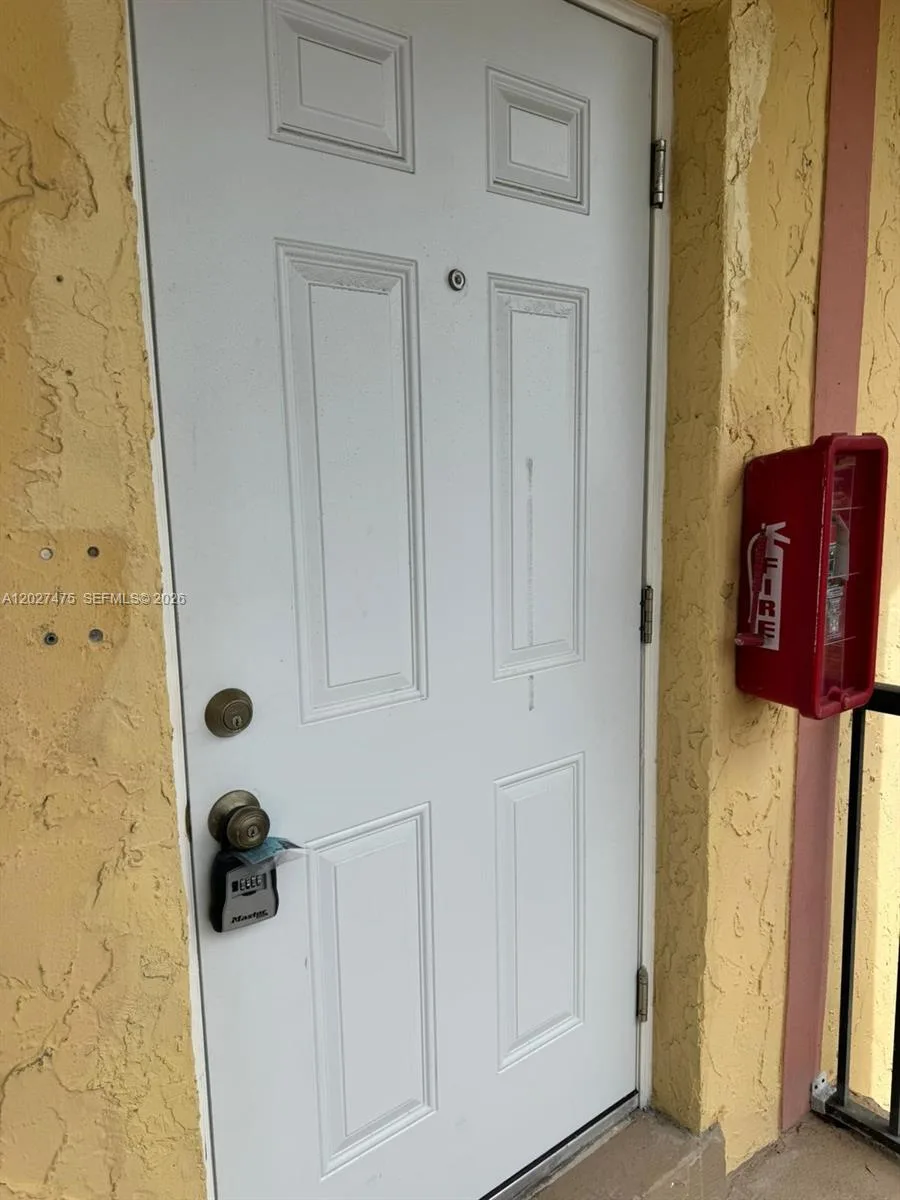 2850 NW 55th Ave # 1D, Lauderhill FL 33313