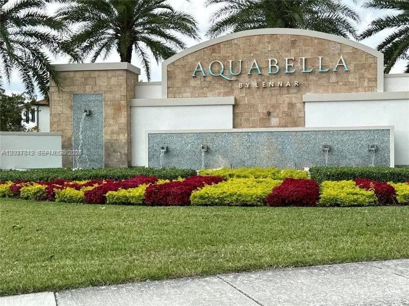 3342 W 104th Ter, Hialeah FL 33018