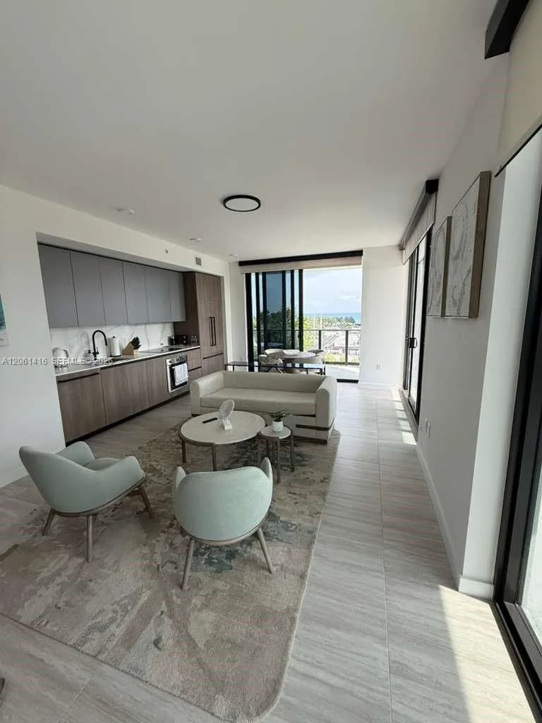 580 72nd St # 602, Miami Beach, FL 33141