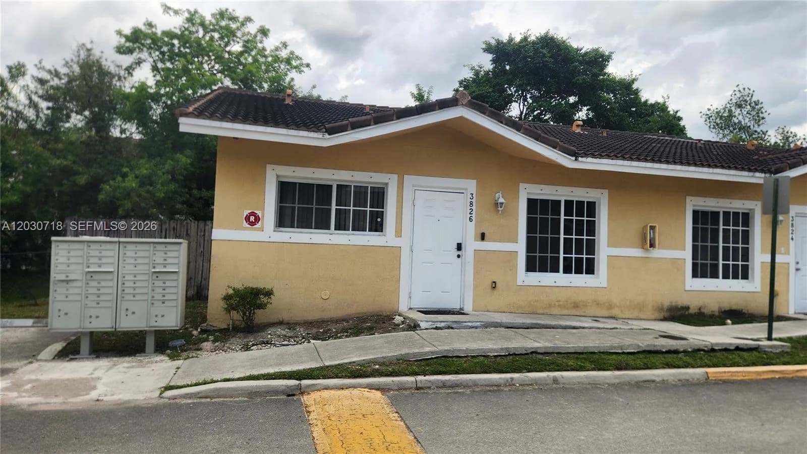 3826 SW 48th Ave # 3826, Hollywood, FL 33023