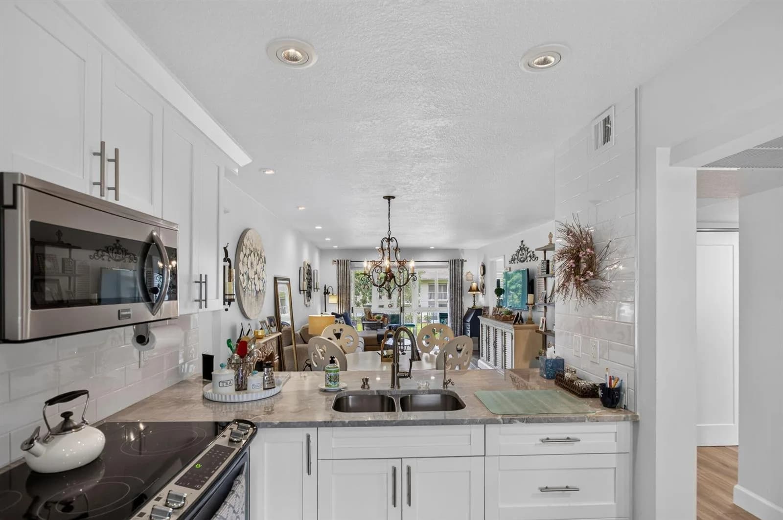1211 Bahama Bend # F2, Coconut Creek FL 33066
