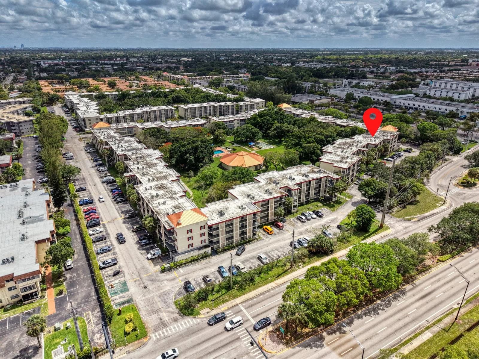 3070 NW 48th Terrace # 405, Lauderdale Lakes, FL 33313