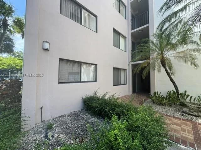 8760 SW 133rd Ave Rd # 107, Miami, FL 33183