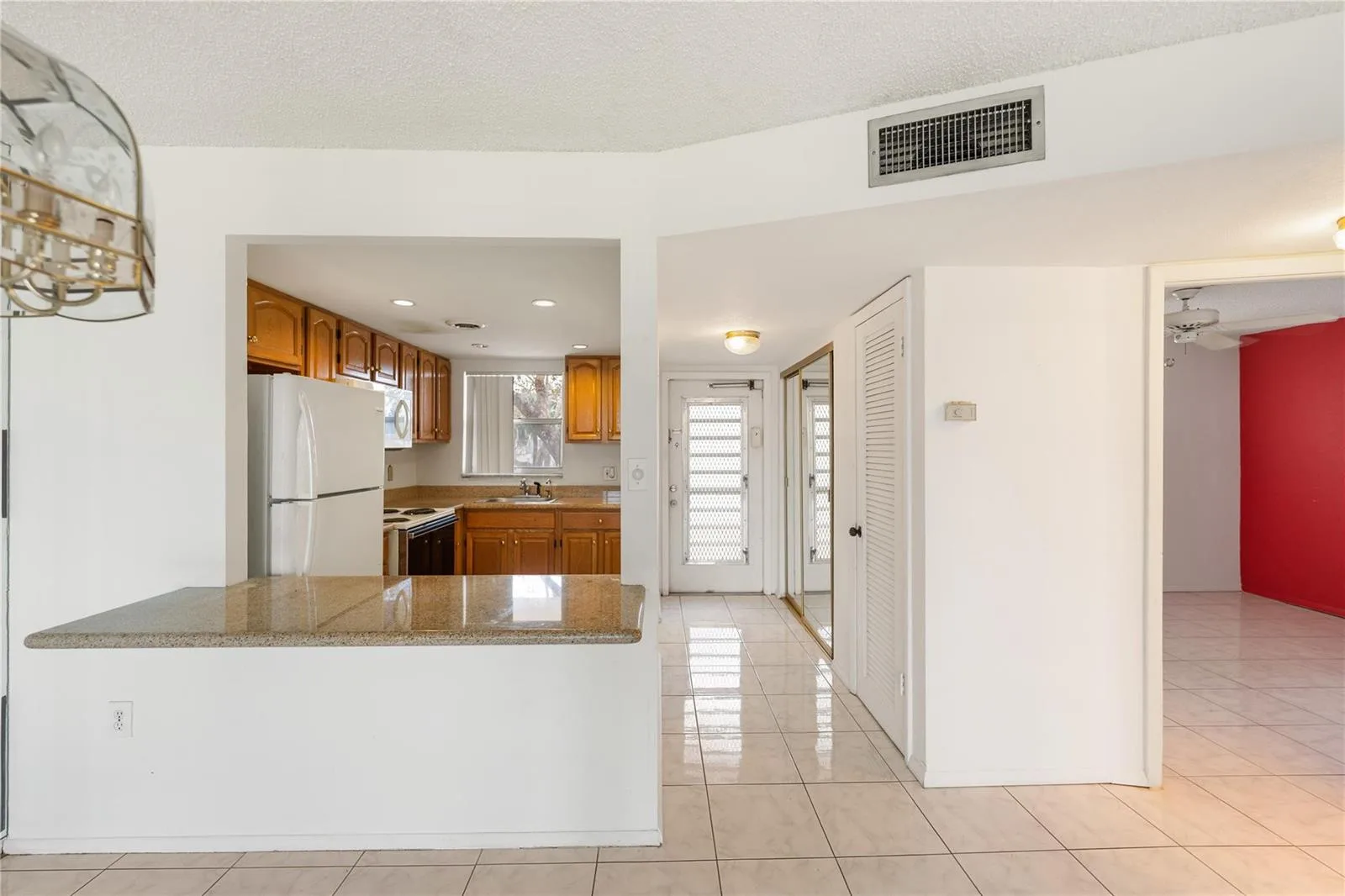 8081 N Sunrise Lakes Drive # 203, Sunrise FL 33322