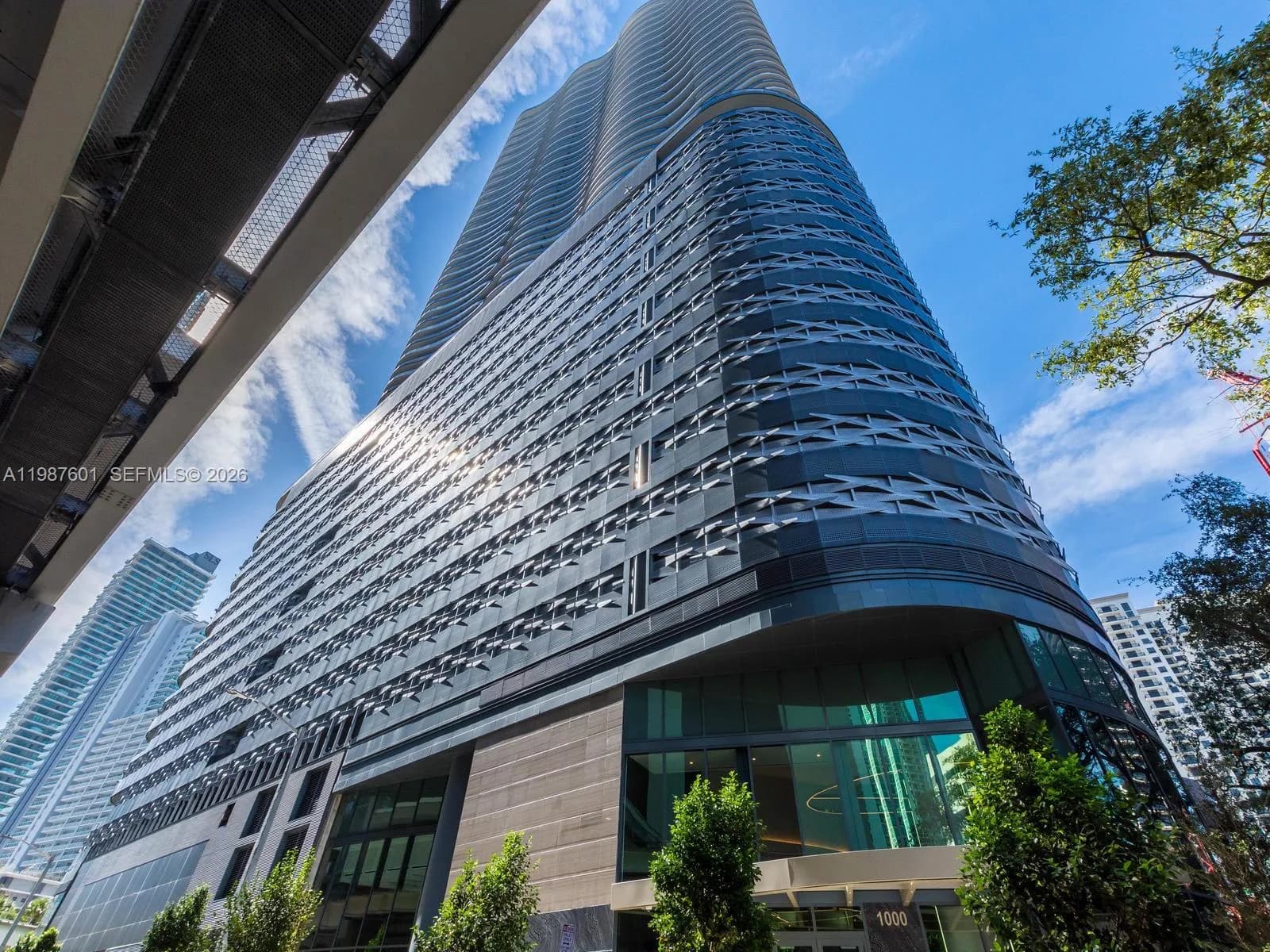1000 Brickell Plz # 4104, Miami, FL 33131