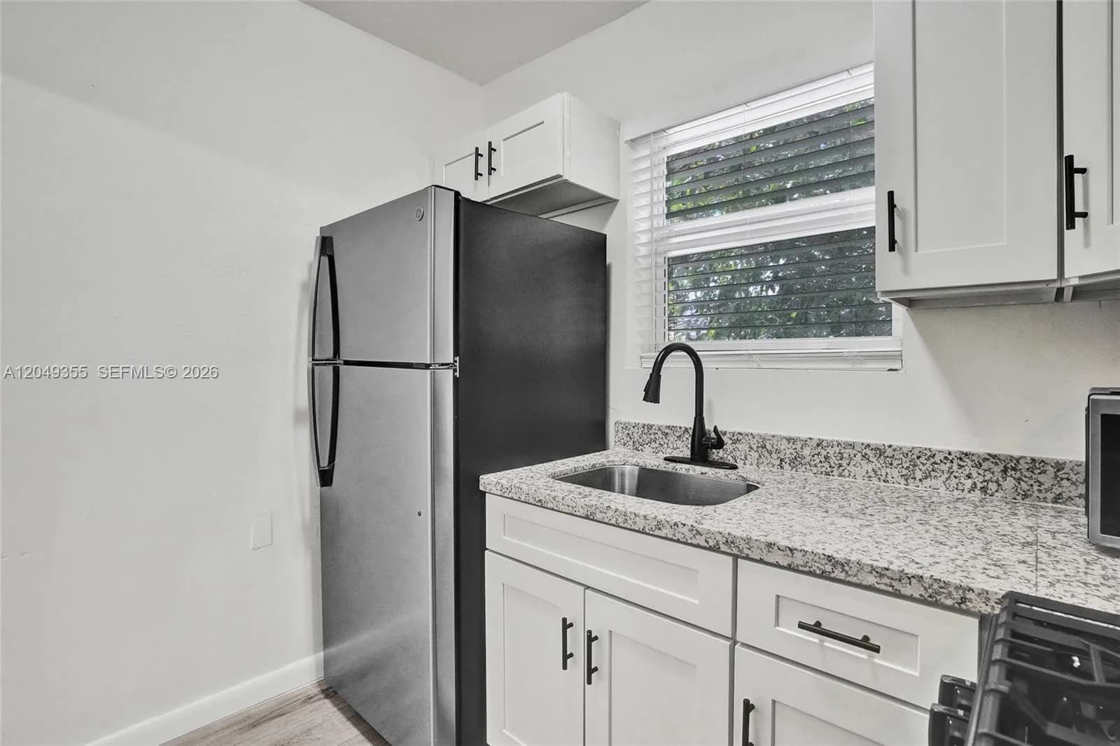 200 NW 13th St # 5, Miami, FL 33136