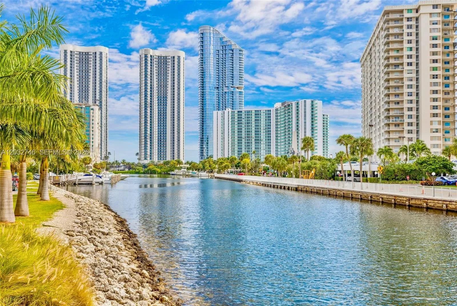 400 Kings Point Dr # 309, Sunny Isles Beach, FL 33160
