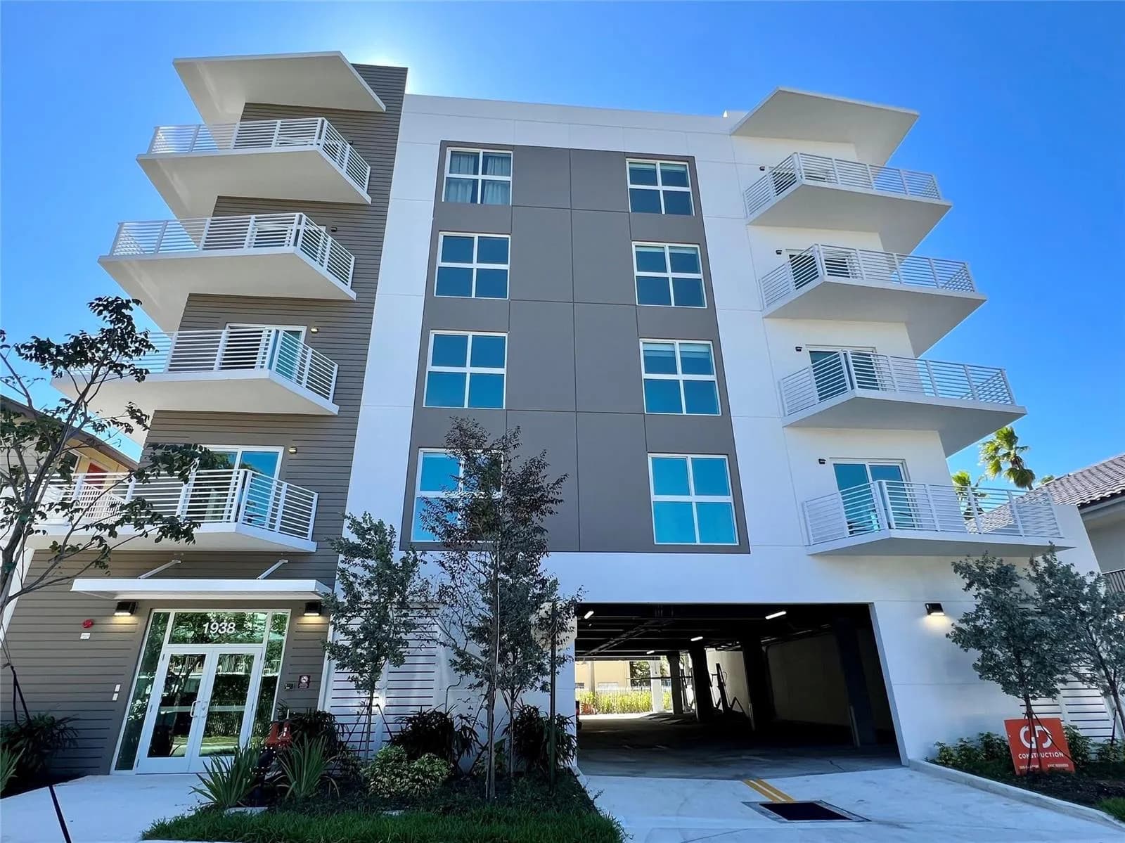 1938 Jackson Street # 305, Hollywood, FL 33020