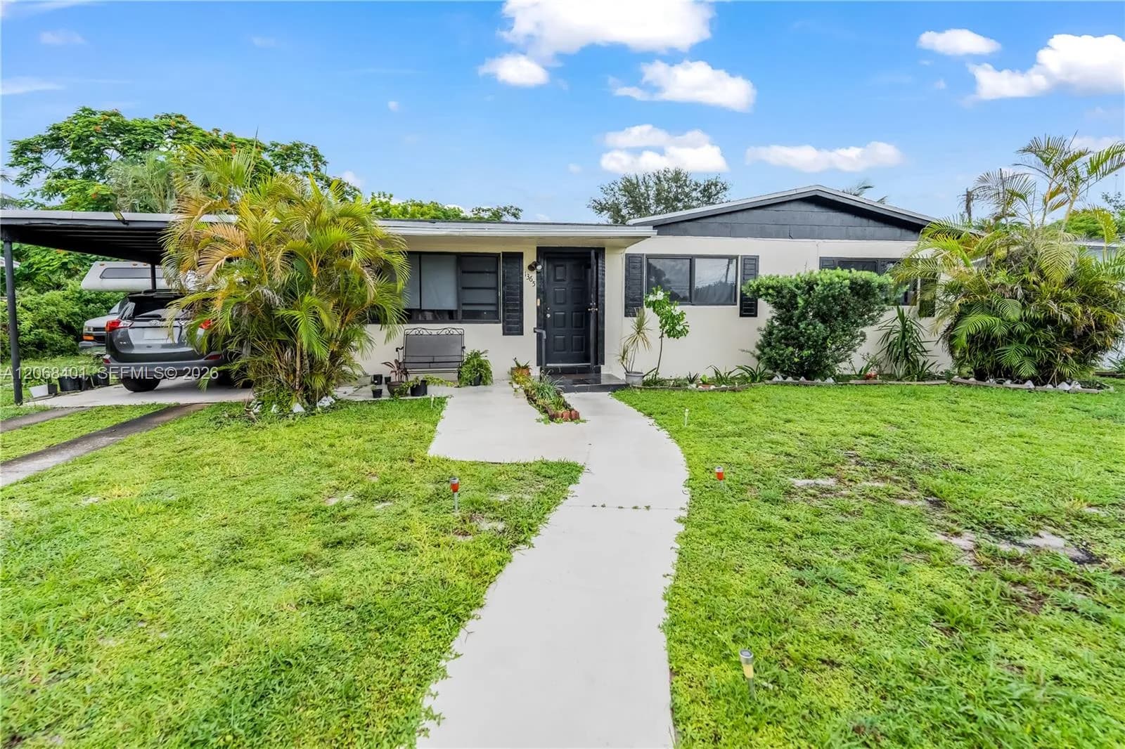 1365 NW 192nd Ter, Miami Gardens, FL 33169