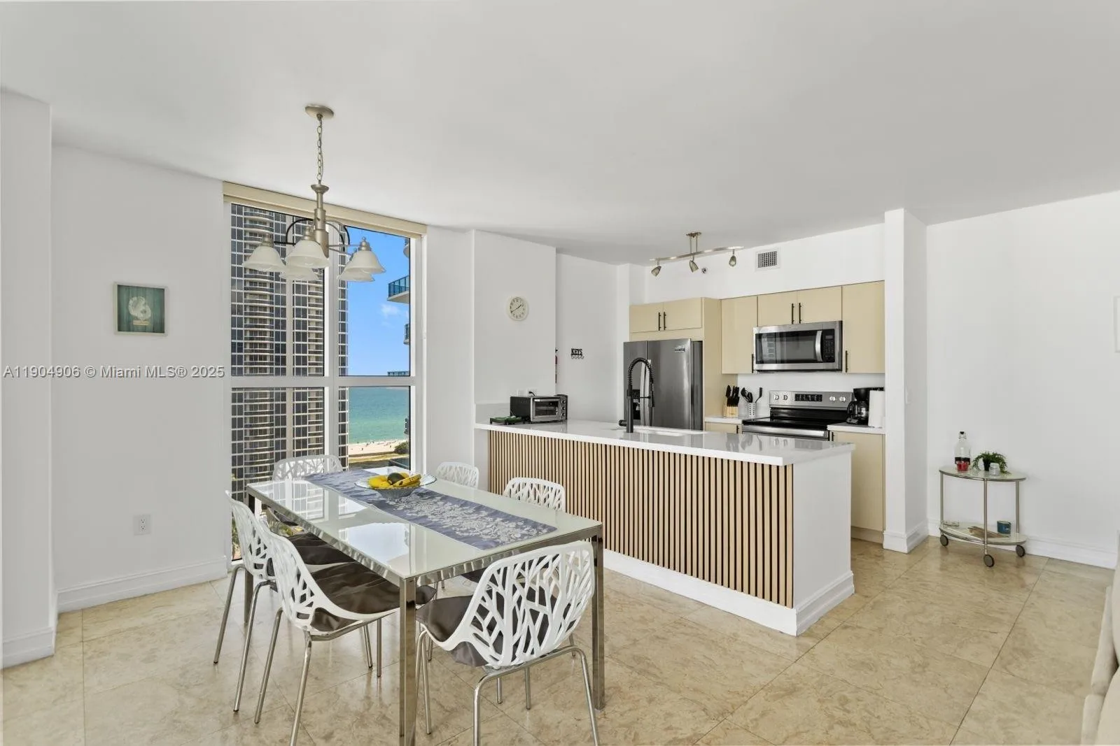17555 Atlantic Blvd # PH7, Sunny Isles Beach, FL 33160