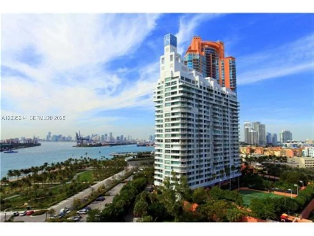 400 S Pointe Dr # 307, Miami Beach, FL 33139