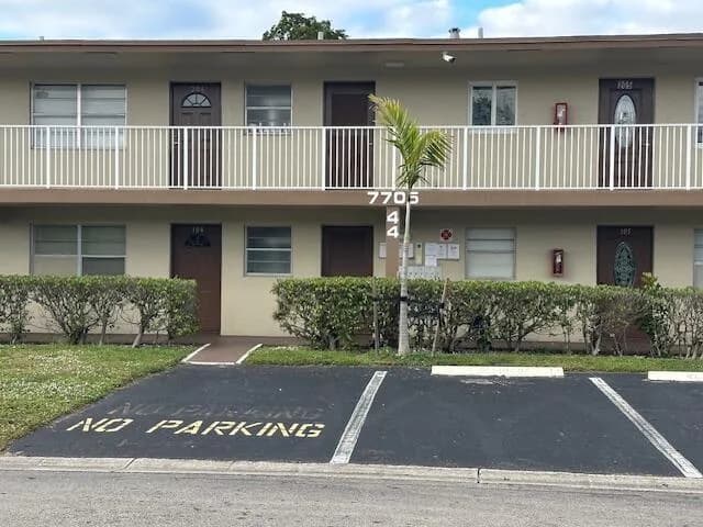 7705 NW 5th Court # 103, Margate FL 33063