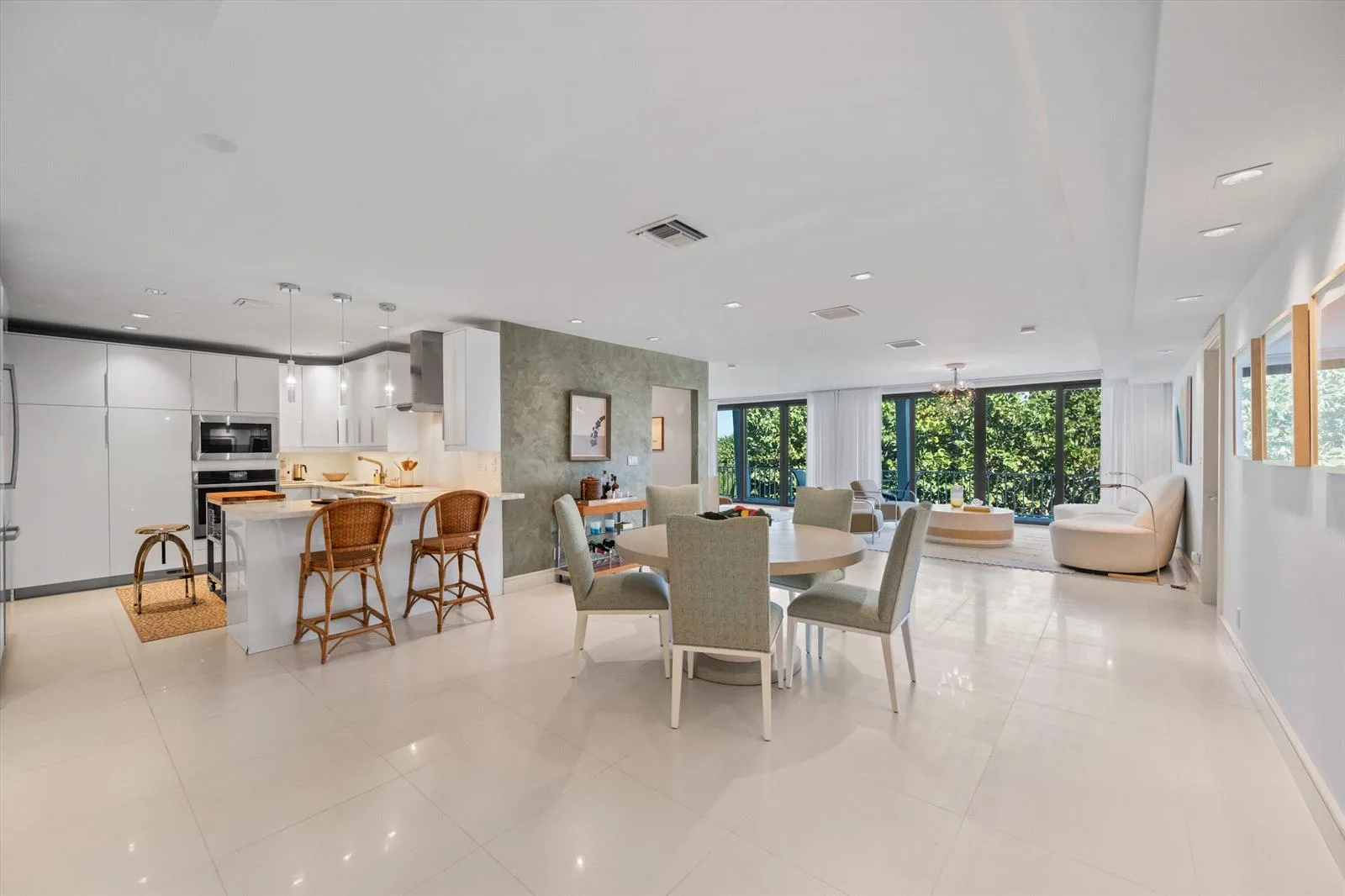 2275 S Ocean Boulevard, Palm Beach FL 33480