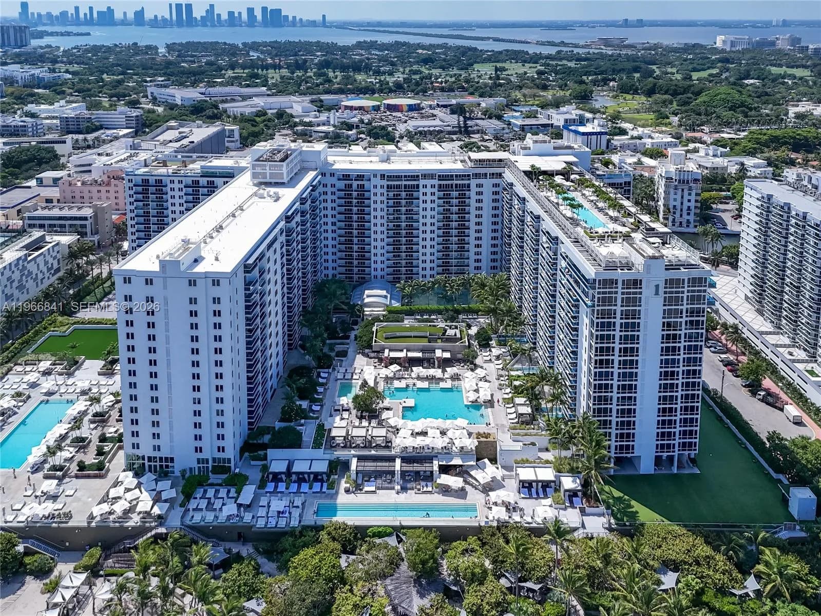 102 24th St # PH-1705, Miami Beach, FL 33139
