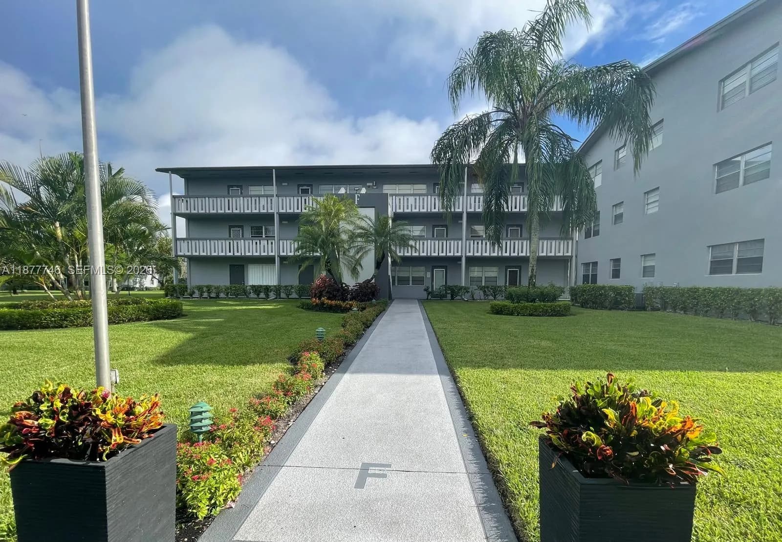 251 S Suffolk F # 251, Boca Raton, FL 33434