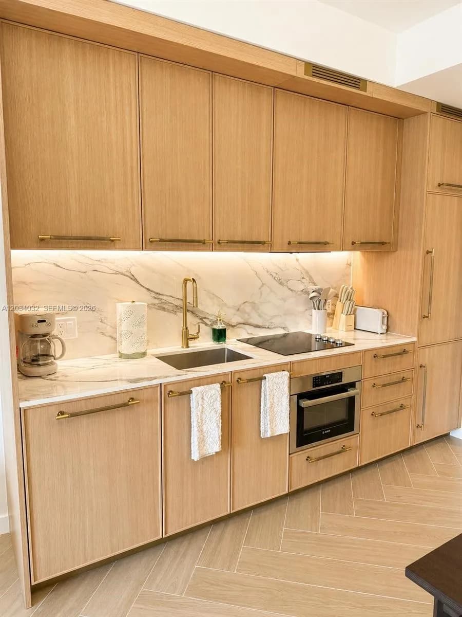 2700 NW 2ND AVE # 209, Miami, FL 33127
