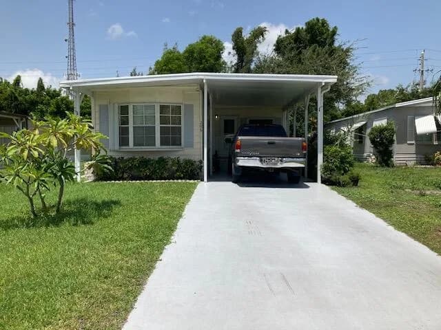 206 W Caribbean, Port St. Lucie FL 34952