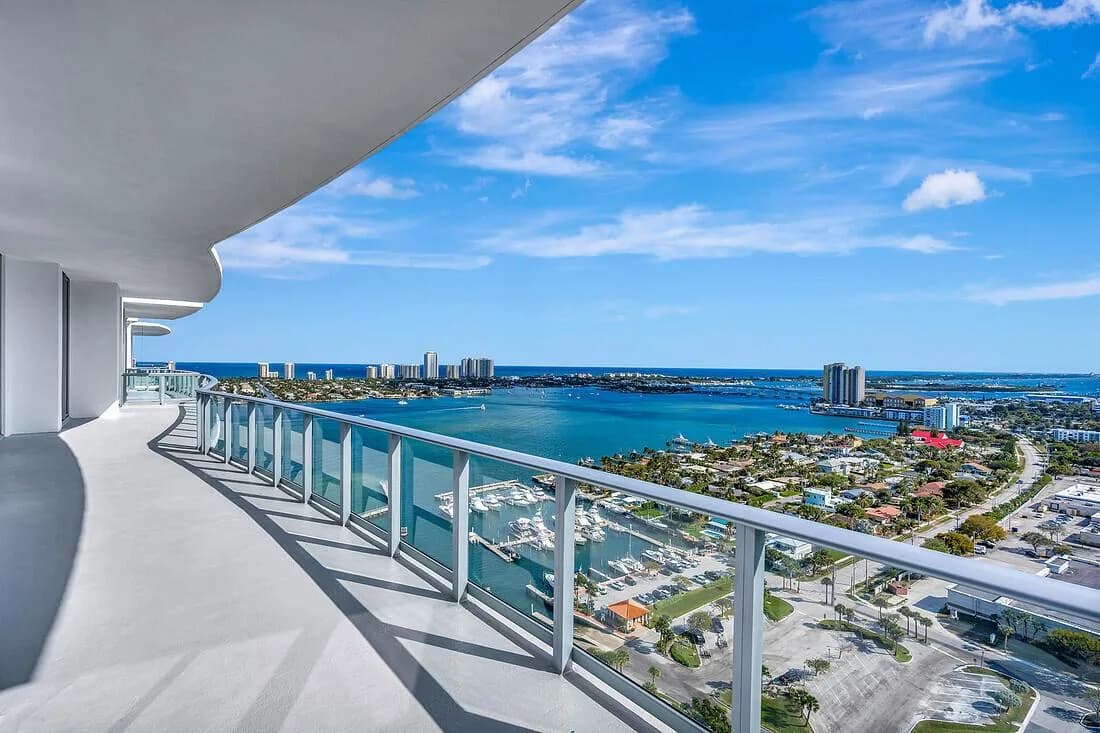 220 Lake Shore Drive # 2411, Lake Park FL 33403