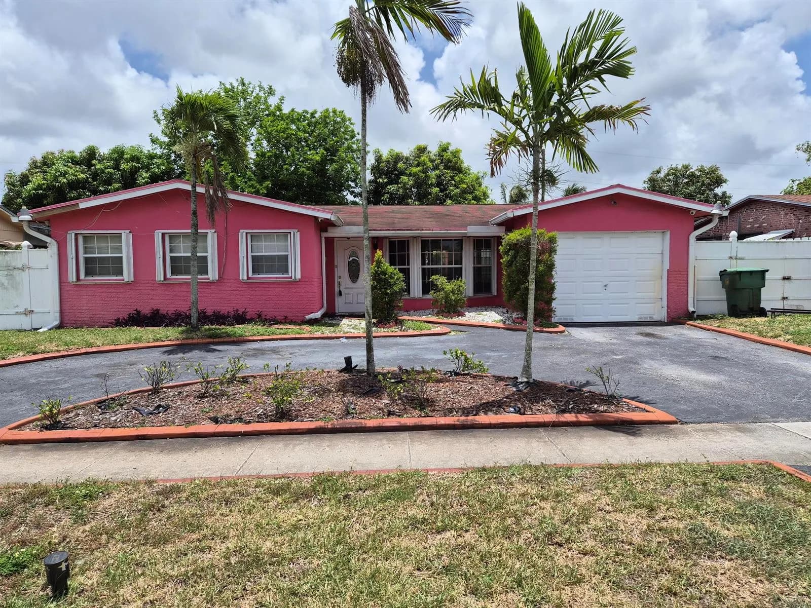 4960 NW 16th Street, Lauderhill FL 33313