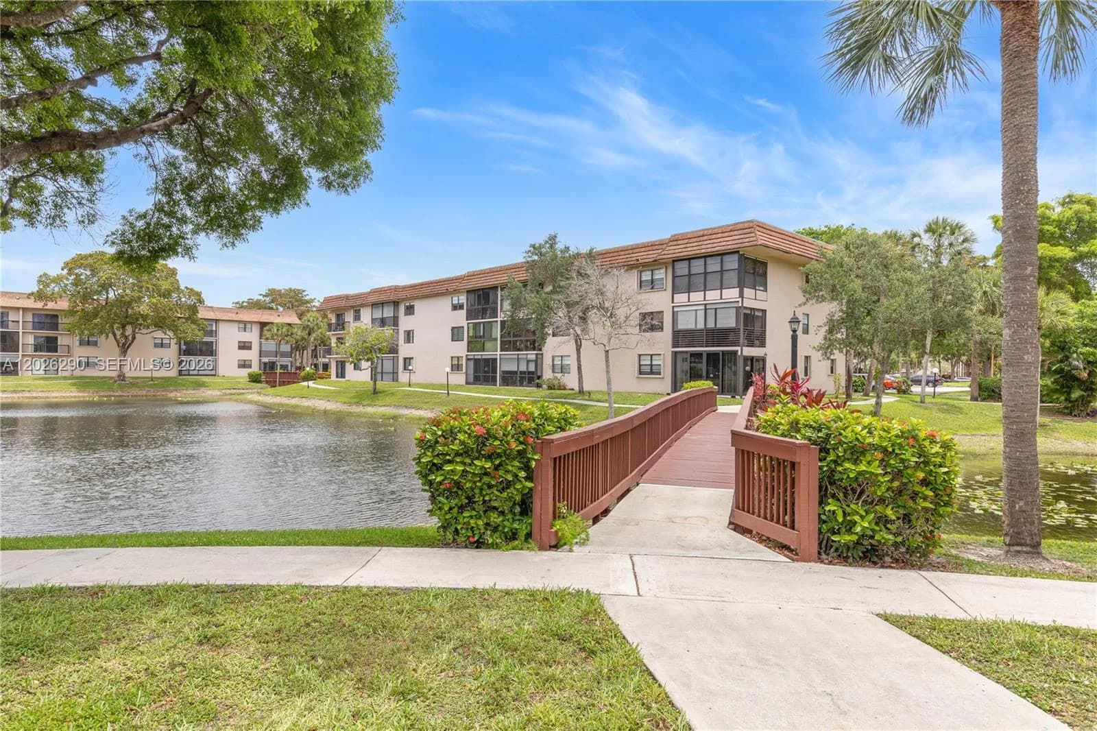 4950 E Sabal Palm Blvd # 106, Tamarac FL 33319
