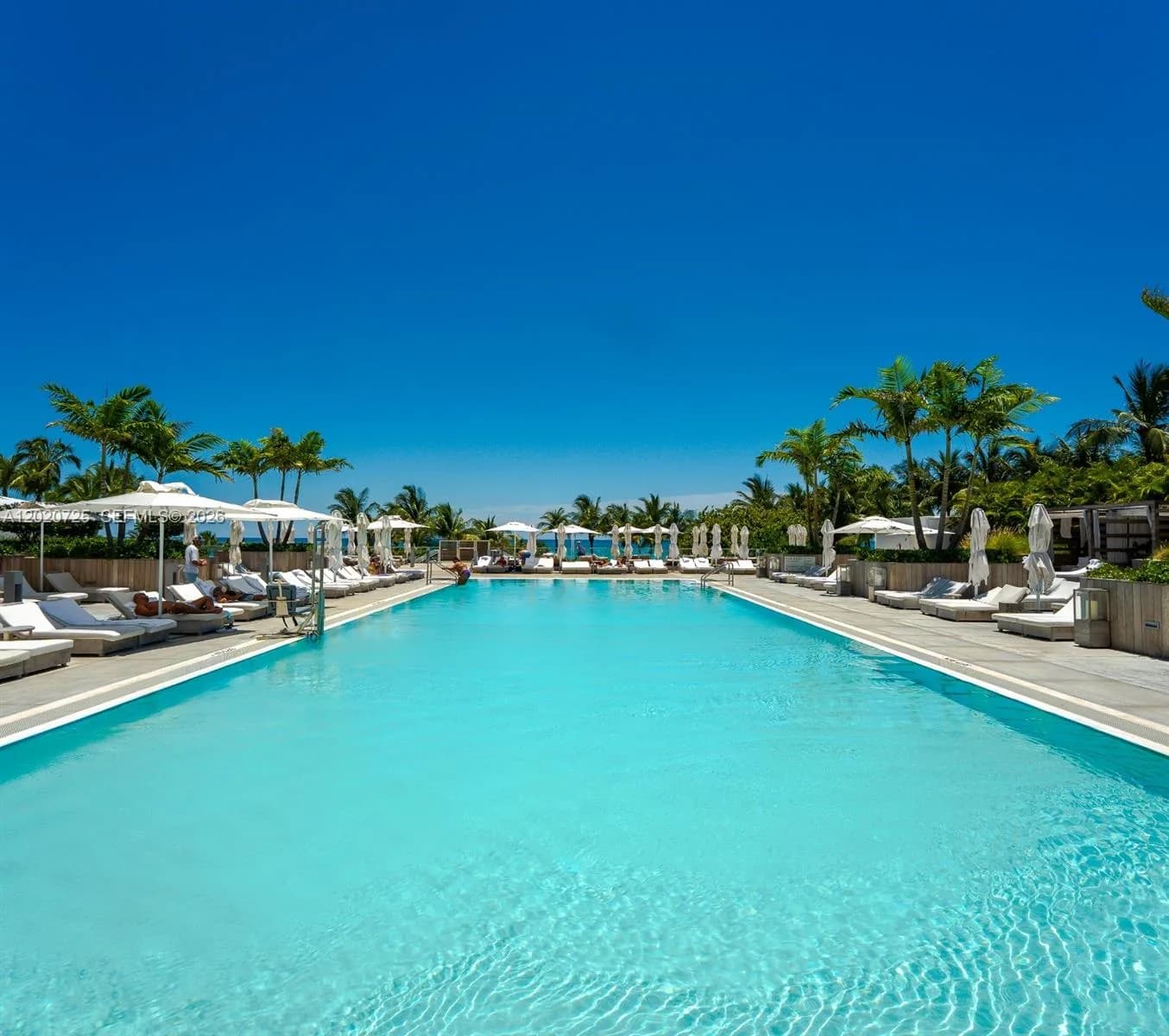 2301 Collins Ave # 804, Miami Beach, FL 33139