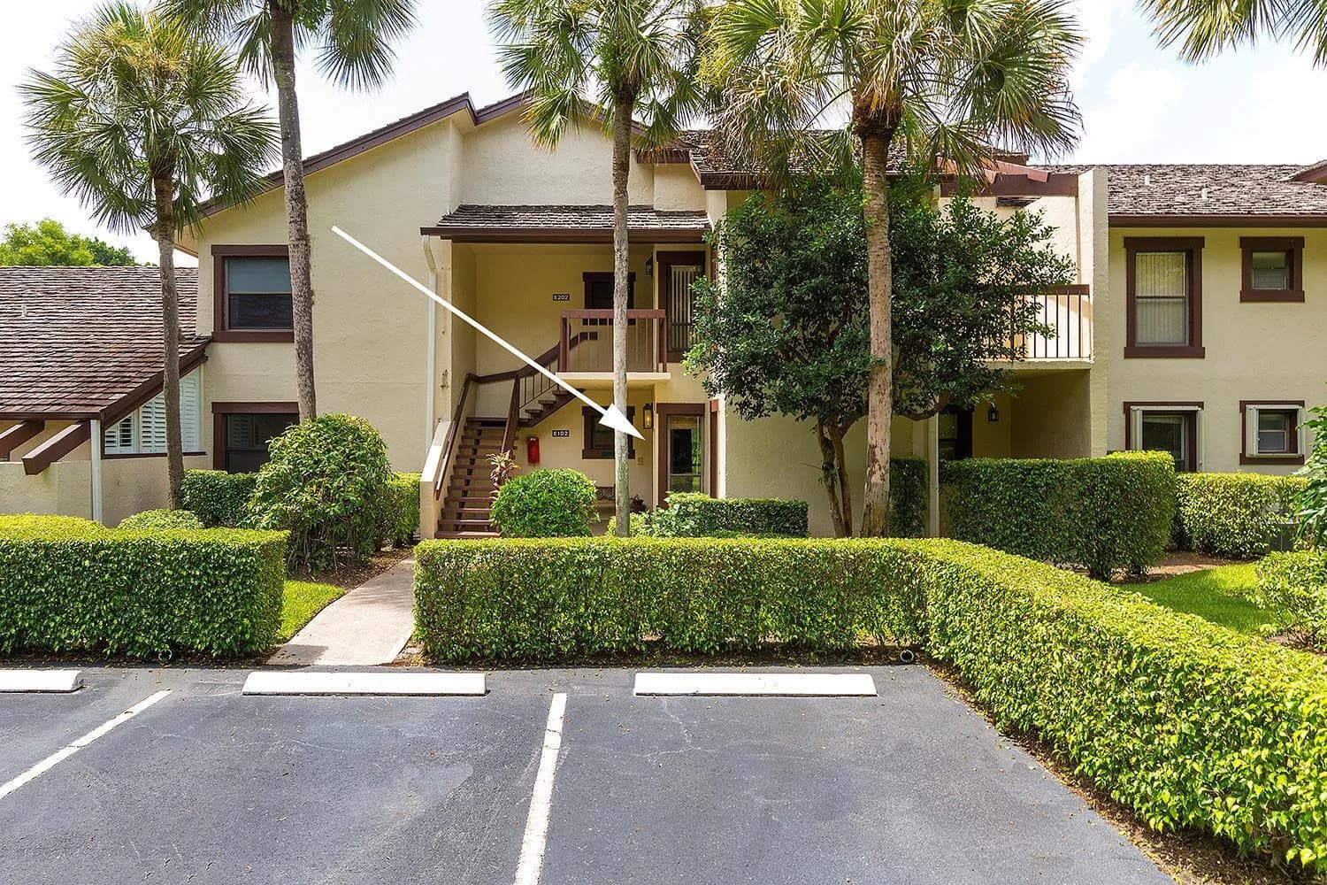 11397 Pond View Drive # E102, Wellington FL 33414