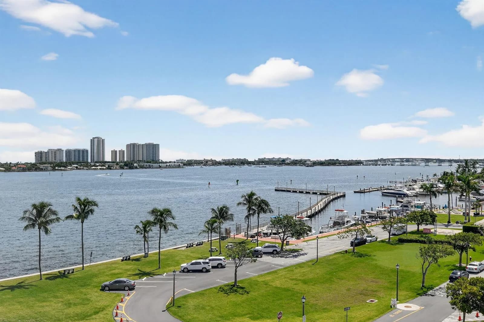 301 Lake Shore Drive # 711, Lake Park FL 33403