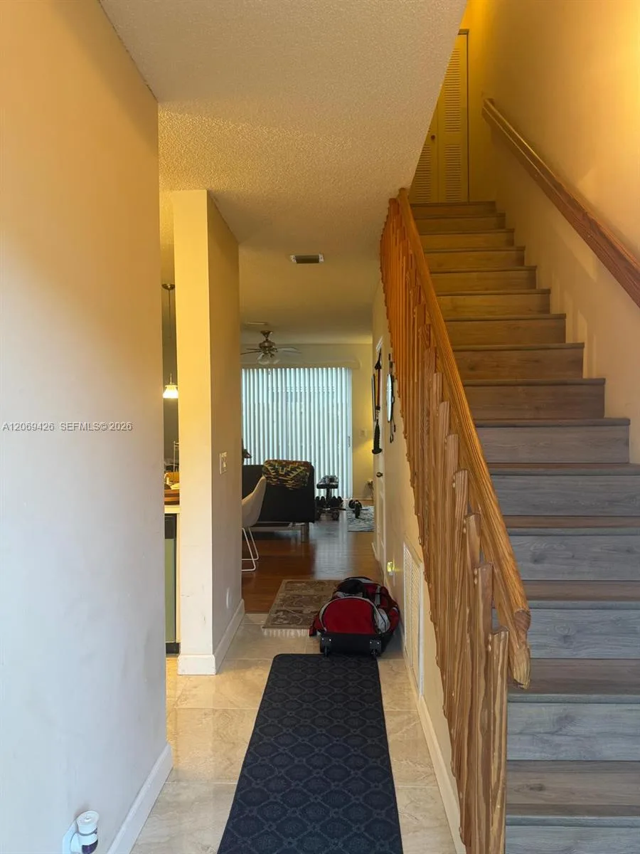 820 NE 212th Ter # 4, Miami, FL 33179