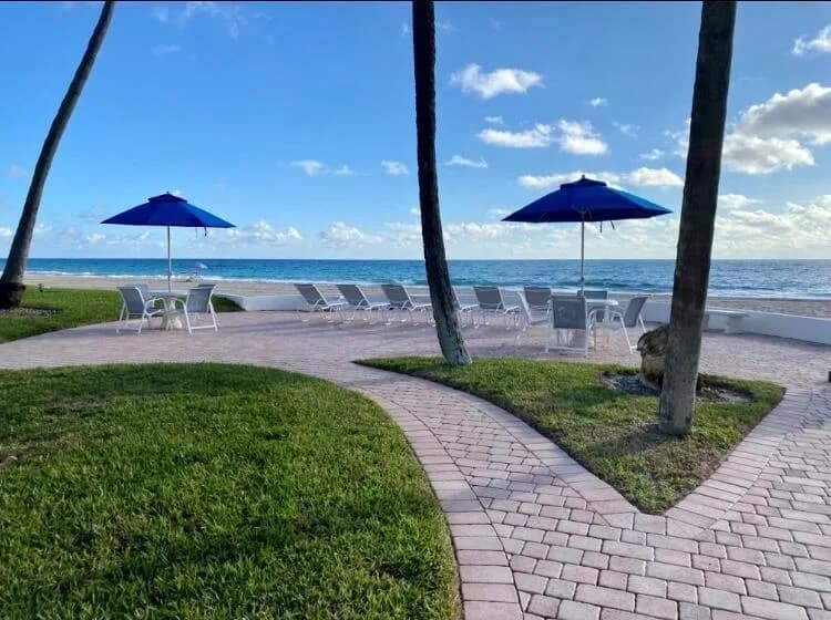 1530 S Ocean # 203, Lauderdale By The Sea FL 33062