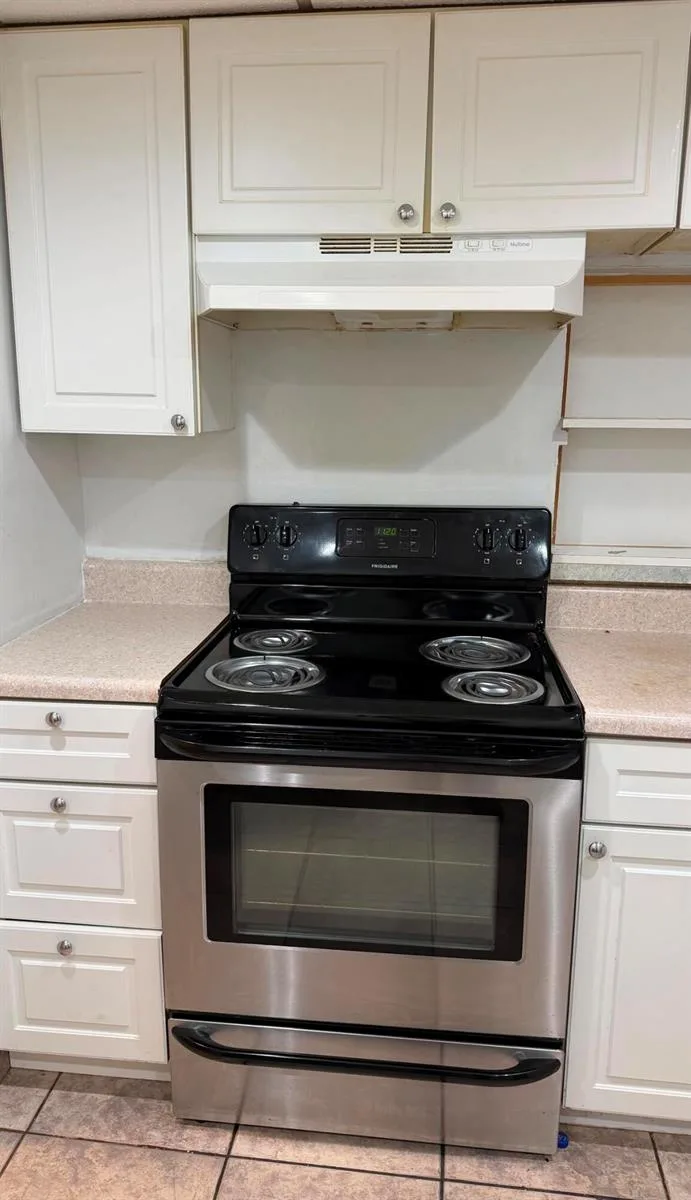 4344 NW 9th Avenue # 9-3f, Pompano Beach, FL 33064