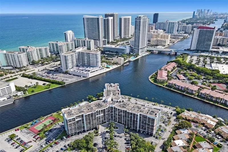 200 Leslie Drive # 626, Hallandale Beach FL 33009