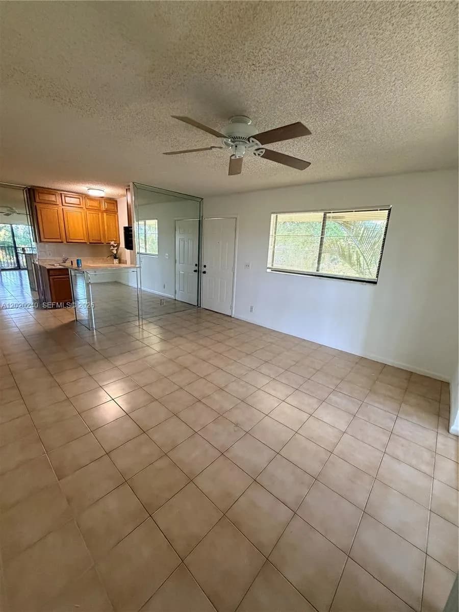 588 Trace Cir # 202, Deerfield Beach FL 33441