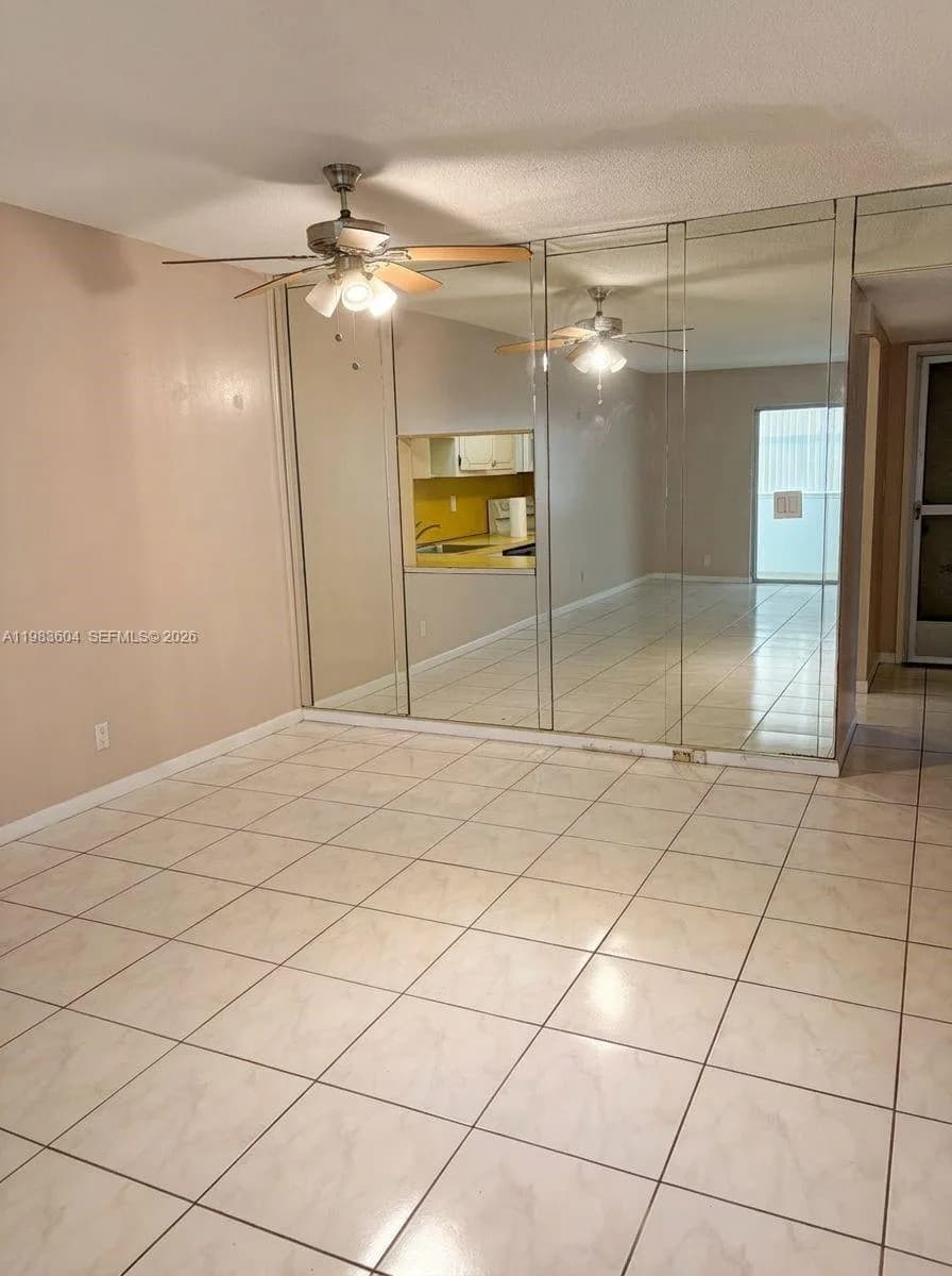 410 SE 2nd St # 102, Hallandale Beach, FL 33009