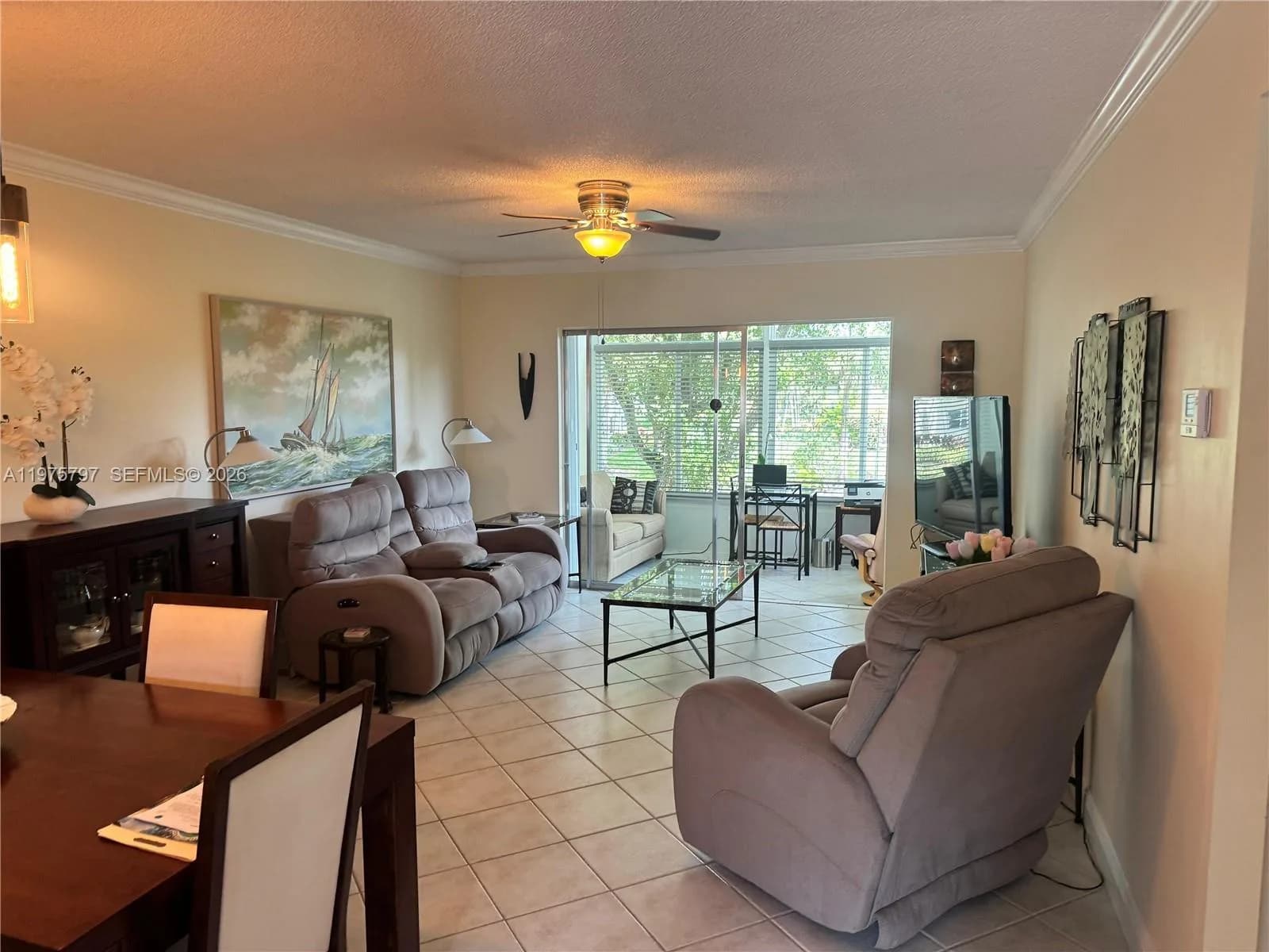 5121 W Oakland Park Blvd # 204, Lauderdale Lakes FL 33313