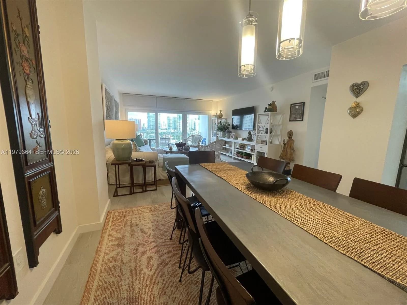 500 Bayview Dr # 1123, Sunny Isles Beach, FL 33160