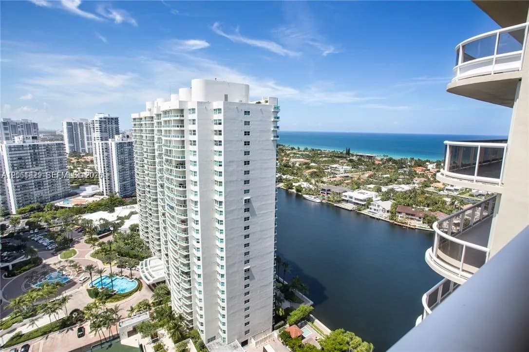 20191 E Country Club Dr # 2703, Aventura, FL 33180