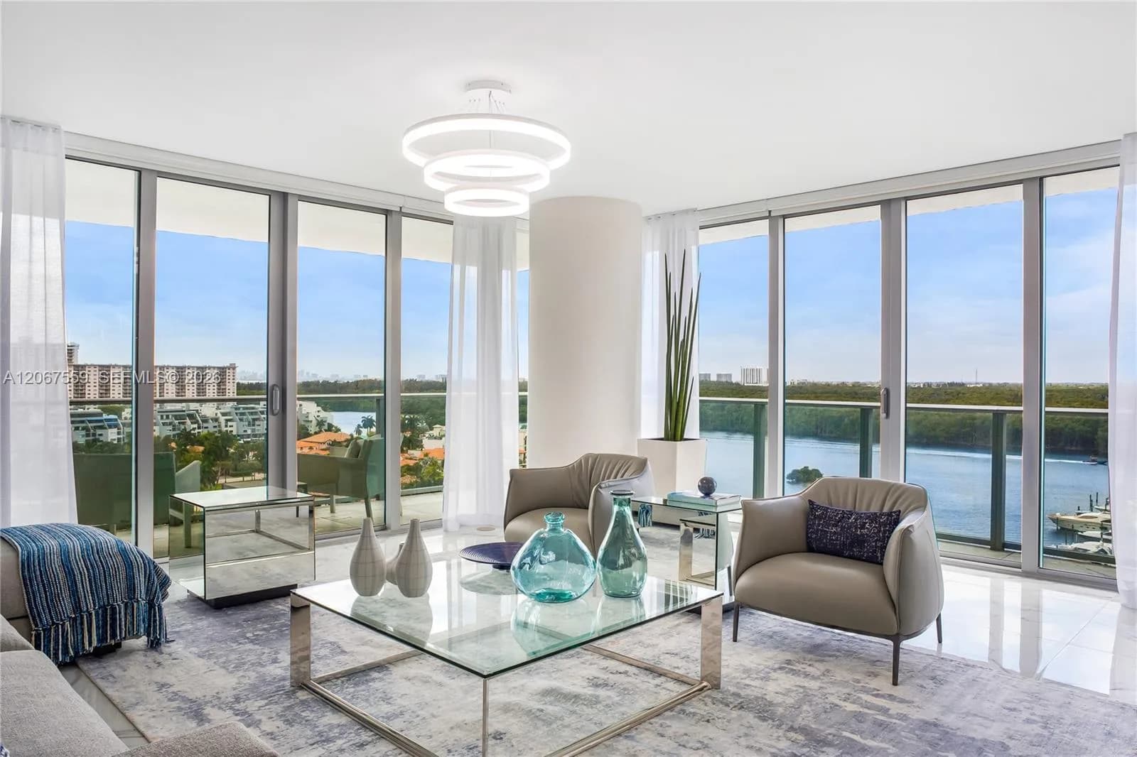 330 Sunny Isles Blvd # 5-1102, Sunny Isles Beach, FL 33160
